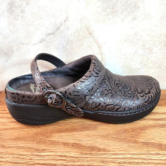 Strappy Back Slip On Dansko Clogs for Women - Size US 5.5-6 / EU 36 - Picture 3 of 10